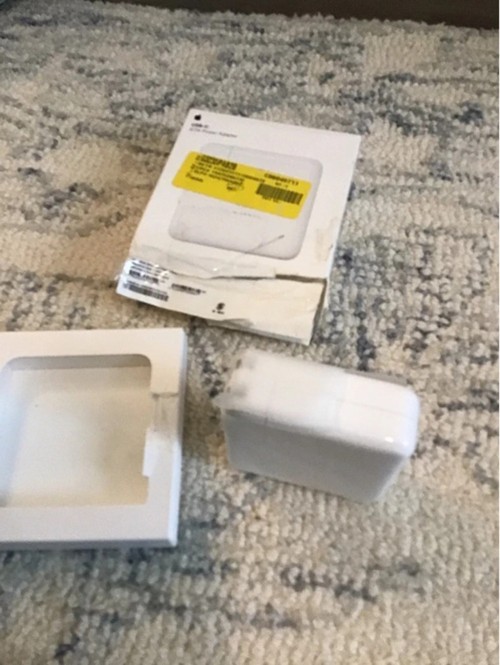 Apple usb-c 67 watt power adapter, new